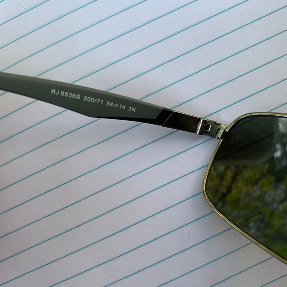 Ray-Ban Jr Sunglasses Silver (Md: RJ9536S) 8-12 Yr - Picture 6 of 7